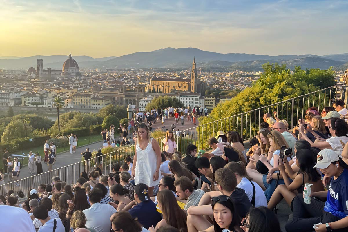 Stunning sunset view over Florence from Piazzale Michelangelo ending perfect day